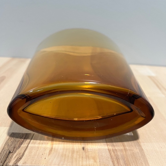 Amber Glass Vase - Picture 5 of 5